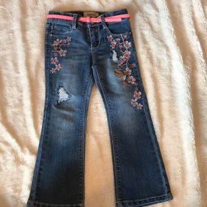 Girls 4T jeans w/flower detail